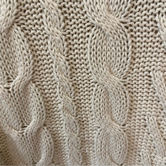 Pull & Bear Women’s Cable Knit Cream Sweater Size M Classic Casual Medium Weight - Picture 11 of 12